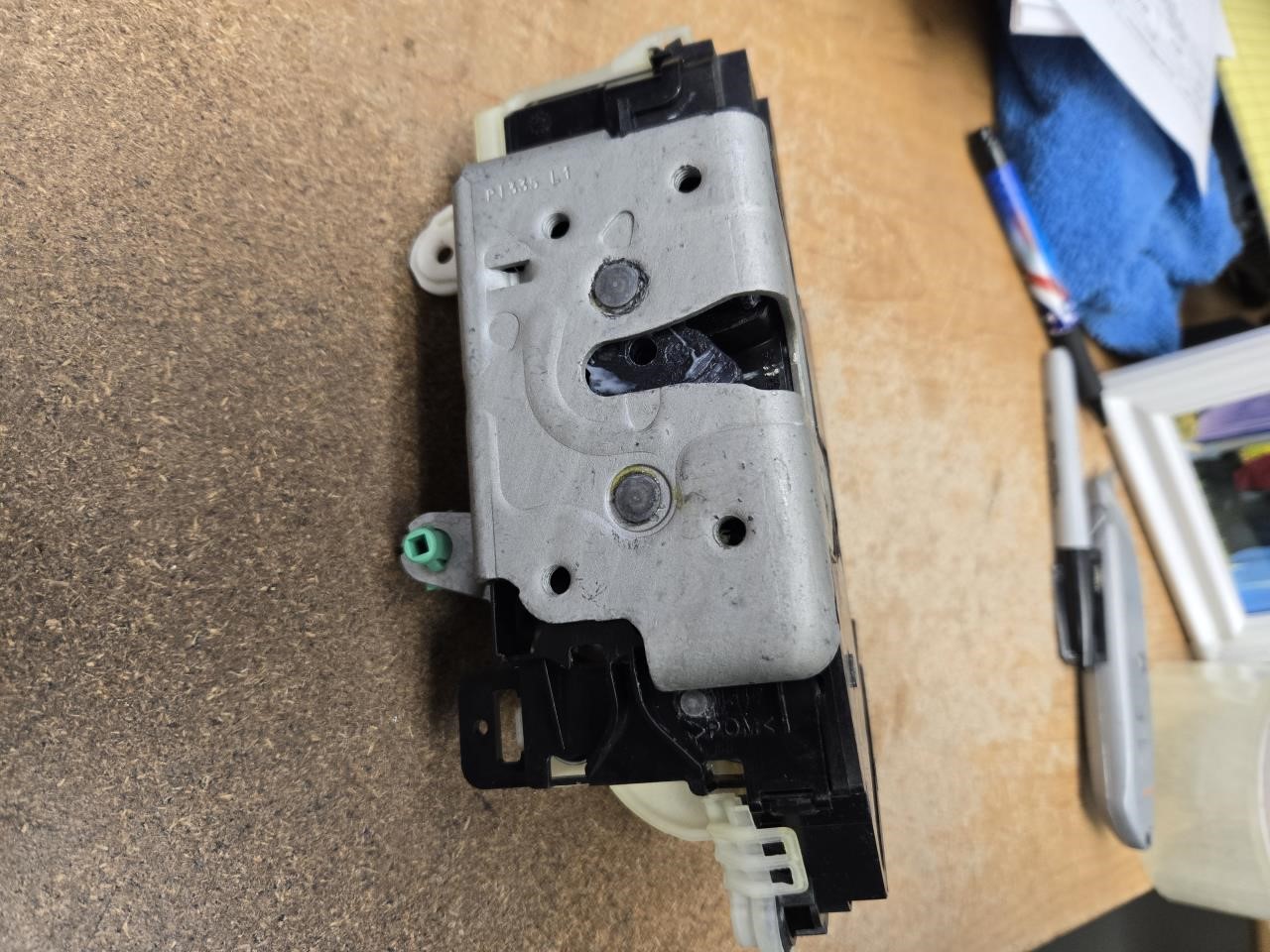 2015 FORD MKX Keys Latches Locks