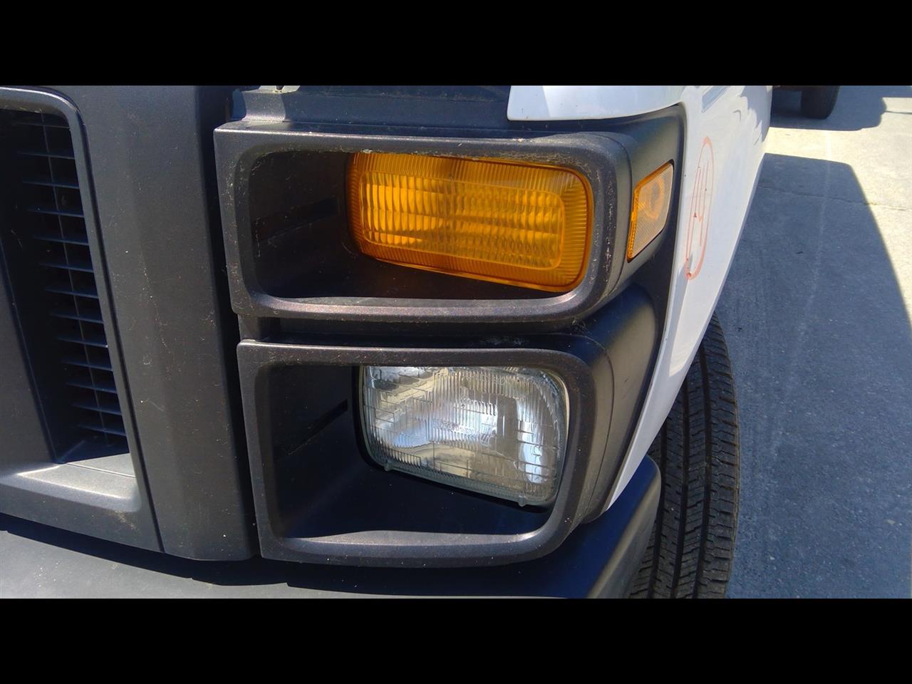 2014 FORD FORD E150 VAN  97-14 Sealed Beam L. Headlight Assembly
