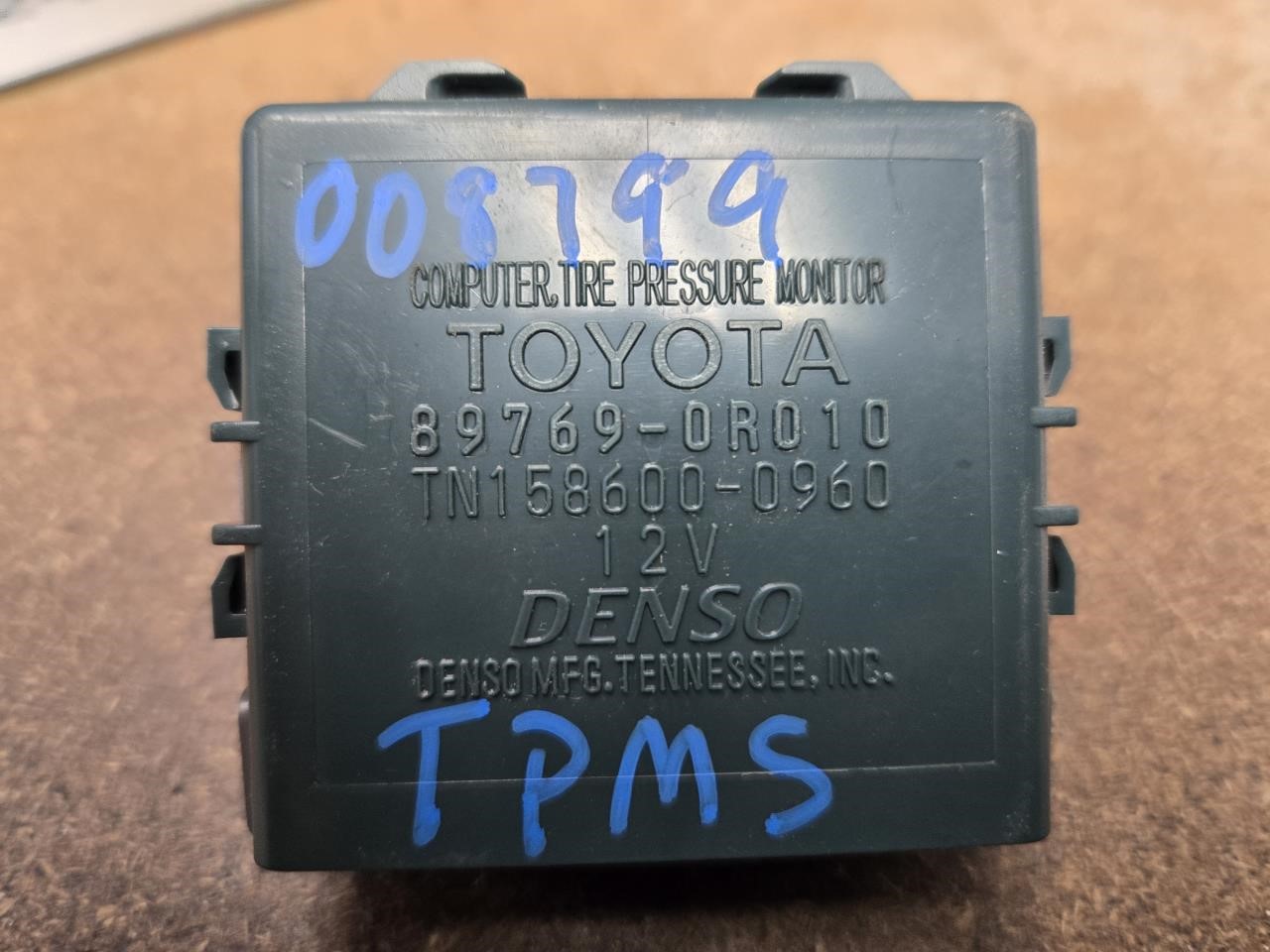2011 TOYOTA RAV4  12 Suspension; (gasoline) (TPMS) (RH Dash) 4 Cylinder Chassis Control Module