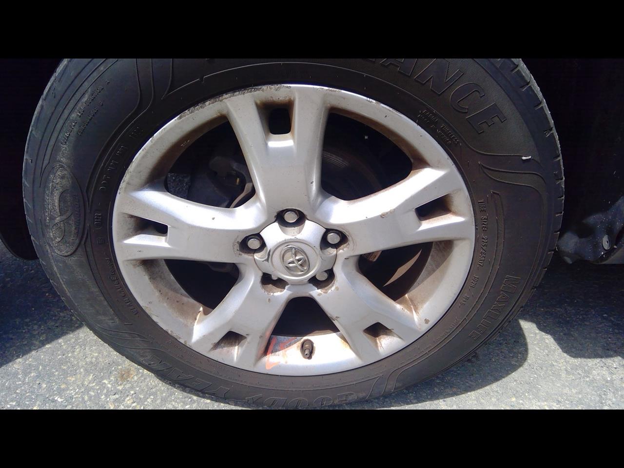 TOYOTA RAV4 2012 (gasoline), 17x7 (alloy), 5 spoke, 6 cylinder, w/holes ...