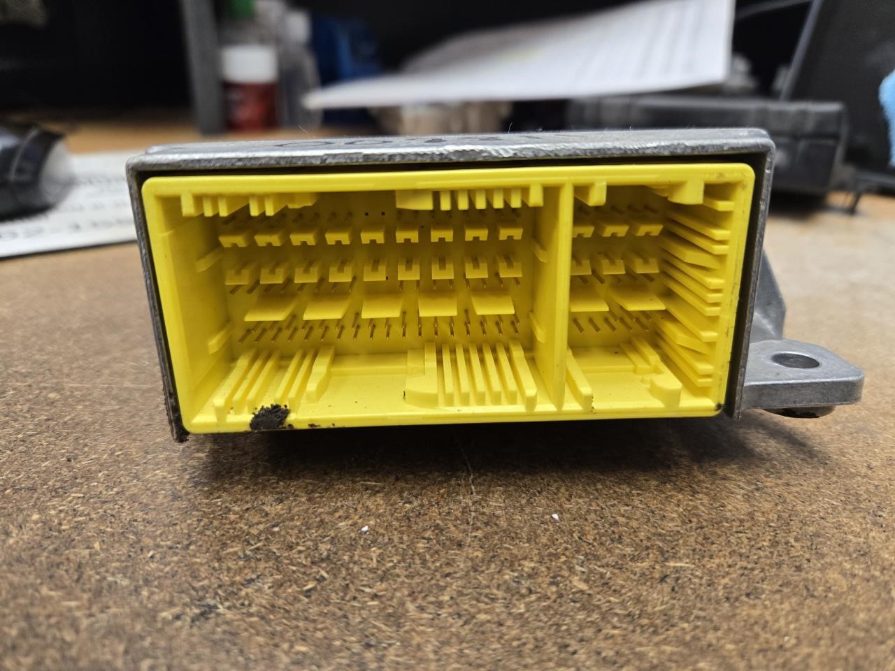 2012 DODGE CARAVAN  12 Air Bag; (occupant Restraint) (roof Air Bags) Chassis Control Module