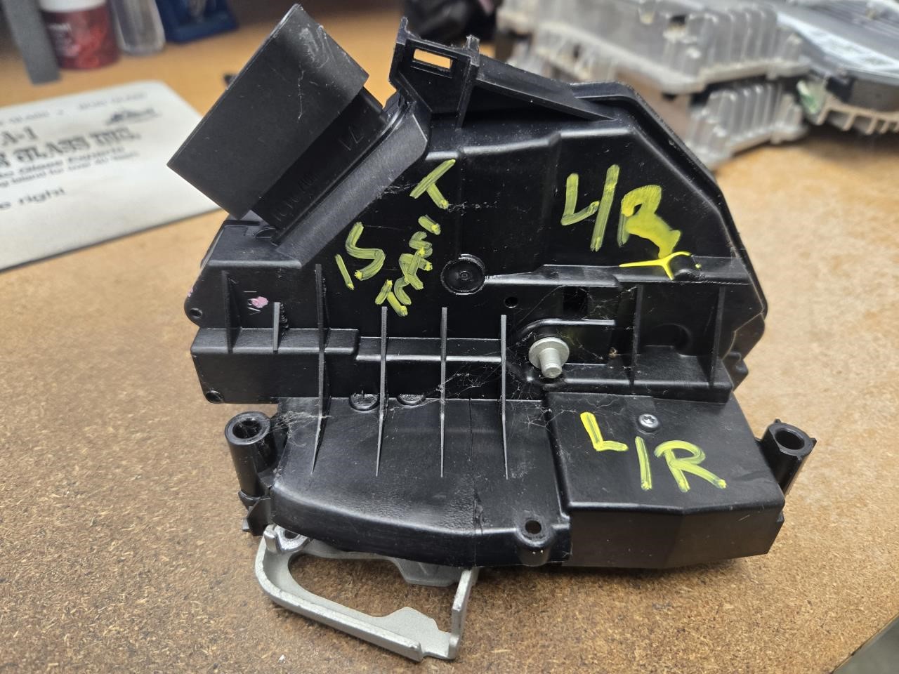 2015 FORD TRANSIT 150 Keys Latches Locks