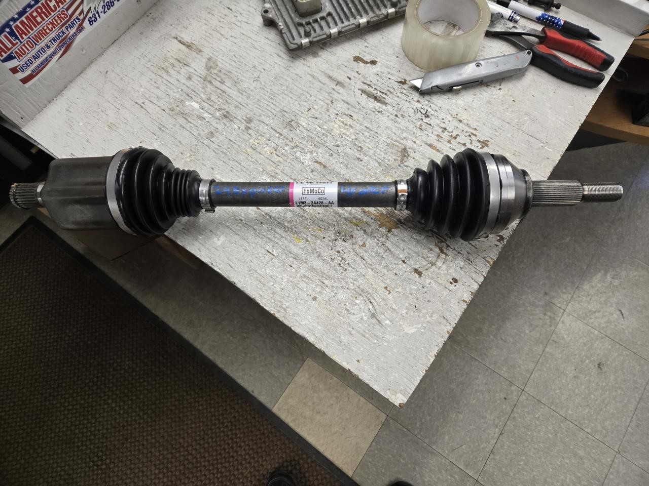 2024 FORD EXPLORER  20-22 Front Axle L. Outer Axle Shaft