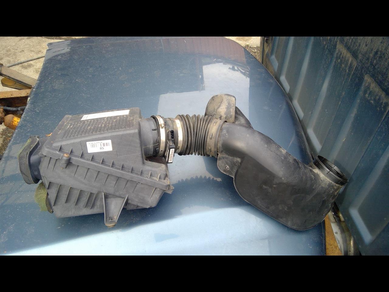 2007 CHEVROLET SILVERADO 1500 PICKUP  07 Classic Style (creased Door Skin) W/o High Capacity Air Cleaner