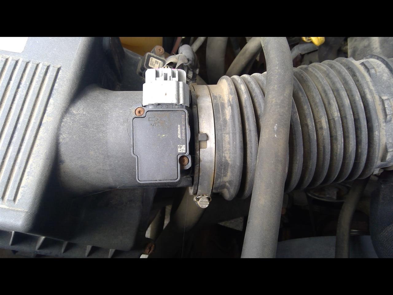 2014 CHEVROLET SILVERADO 2500 PICKUP  11-14 6.0L Air Flow Meter