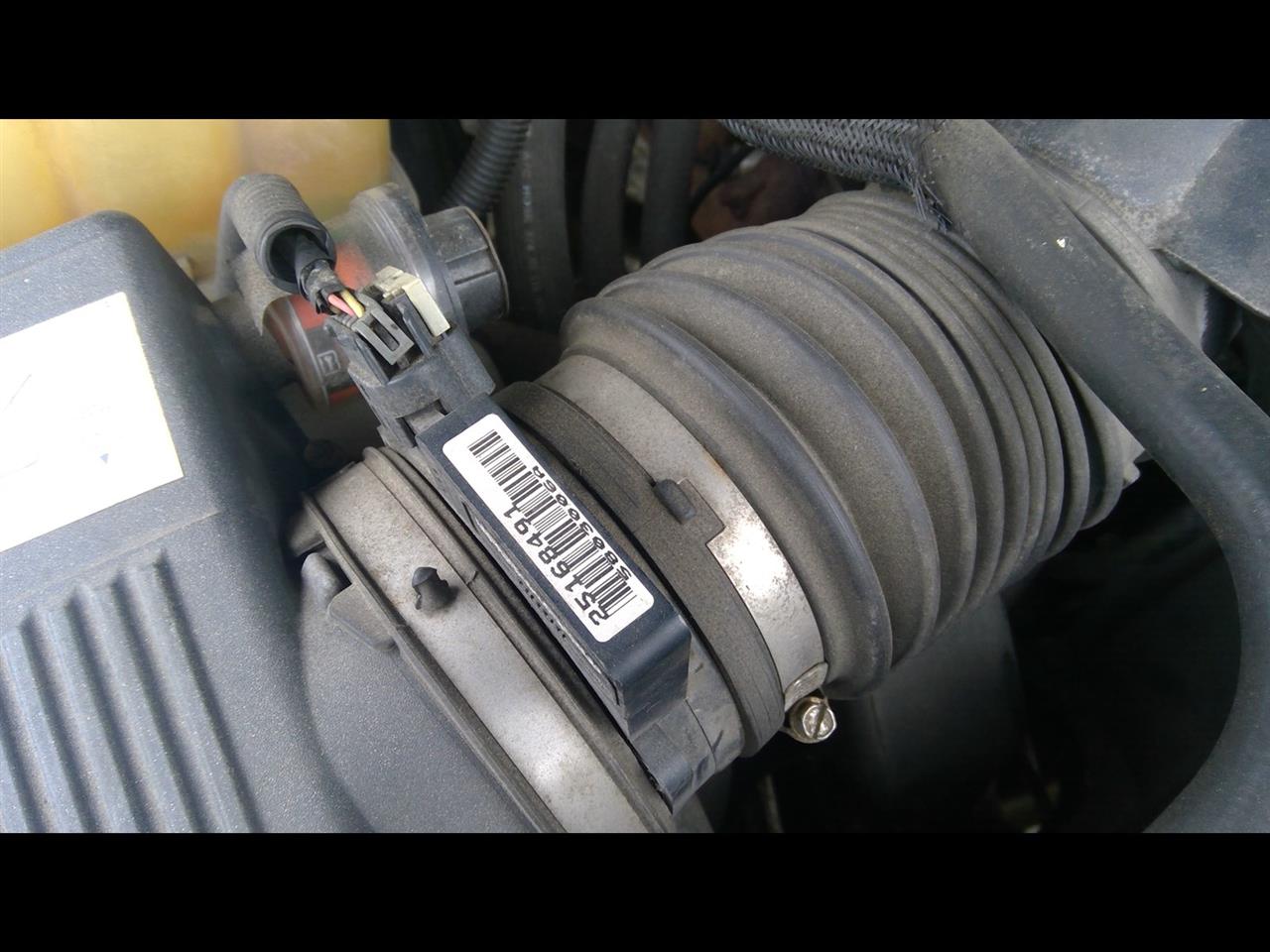 2004 GMC SIERRA 2500 PICKUP  99-00 Air Flow Meter
