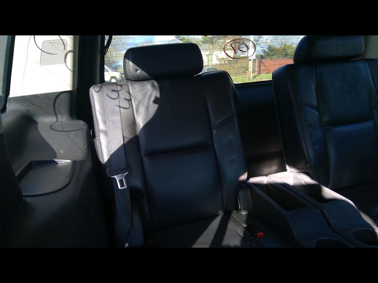 2007 CADILLAC ESCALADE Third Seat SW Van
