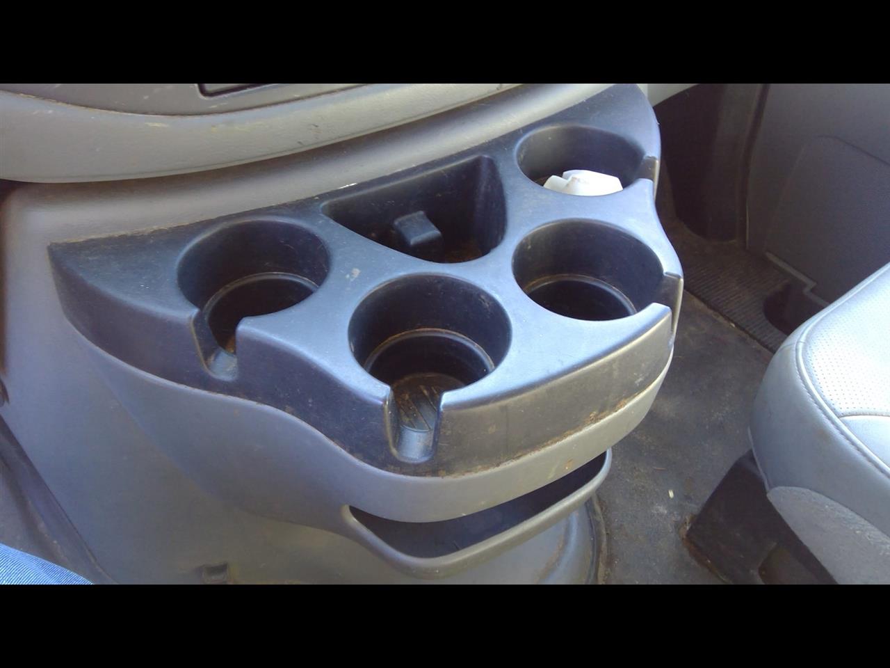 2006 FORD FORD E350 VAN  03-19 (floor) (outer Section) Console Front