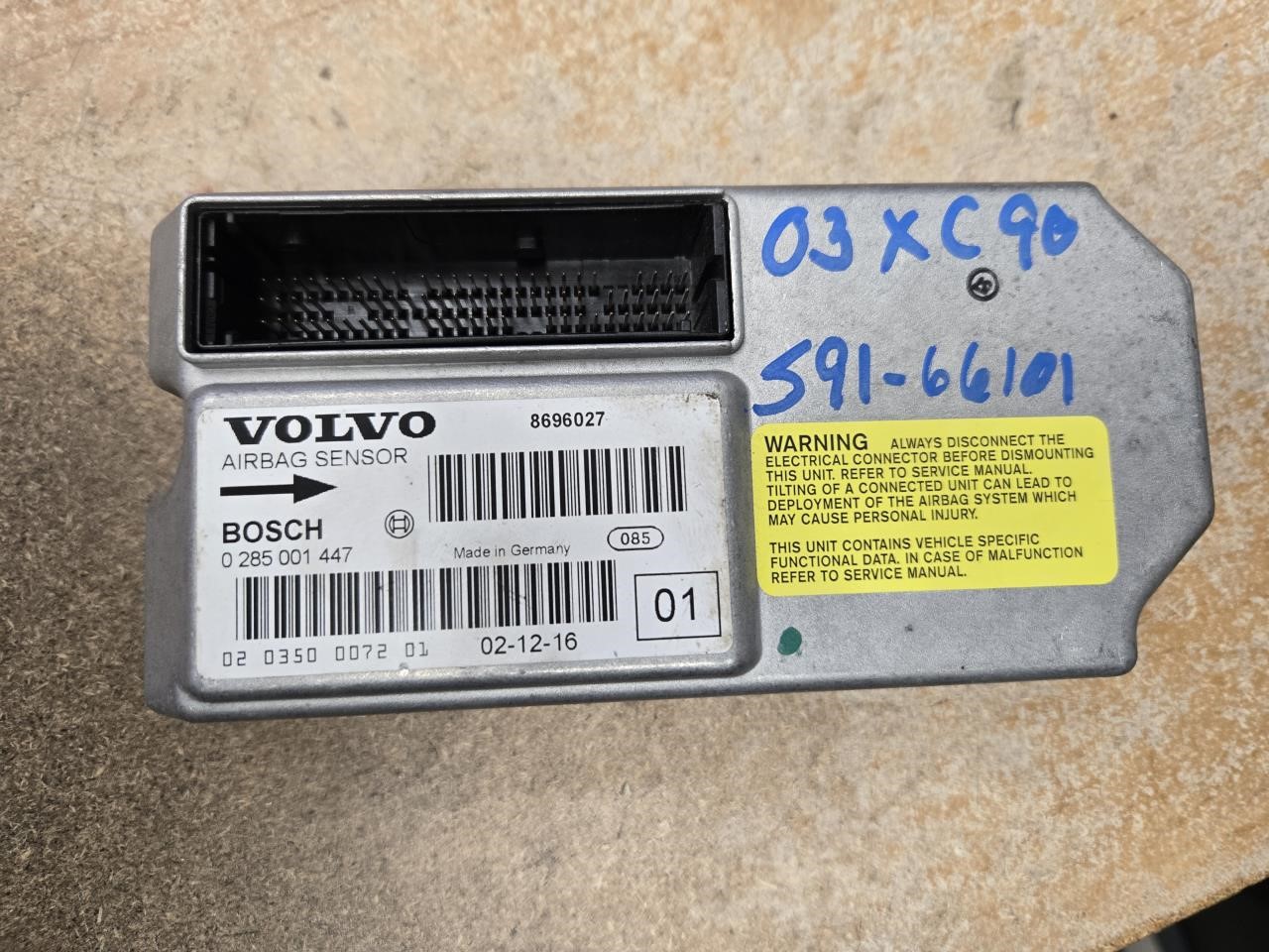 VOLVO VOLVO XC90 2003-2004 Air Bag (under center console) Chassis Control Module