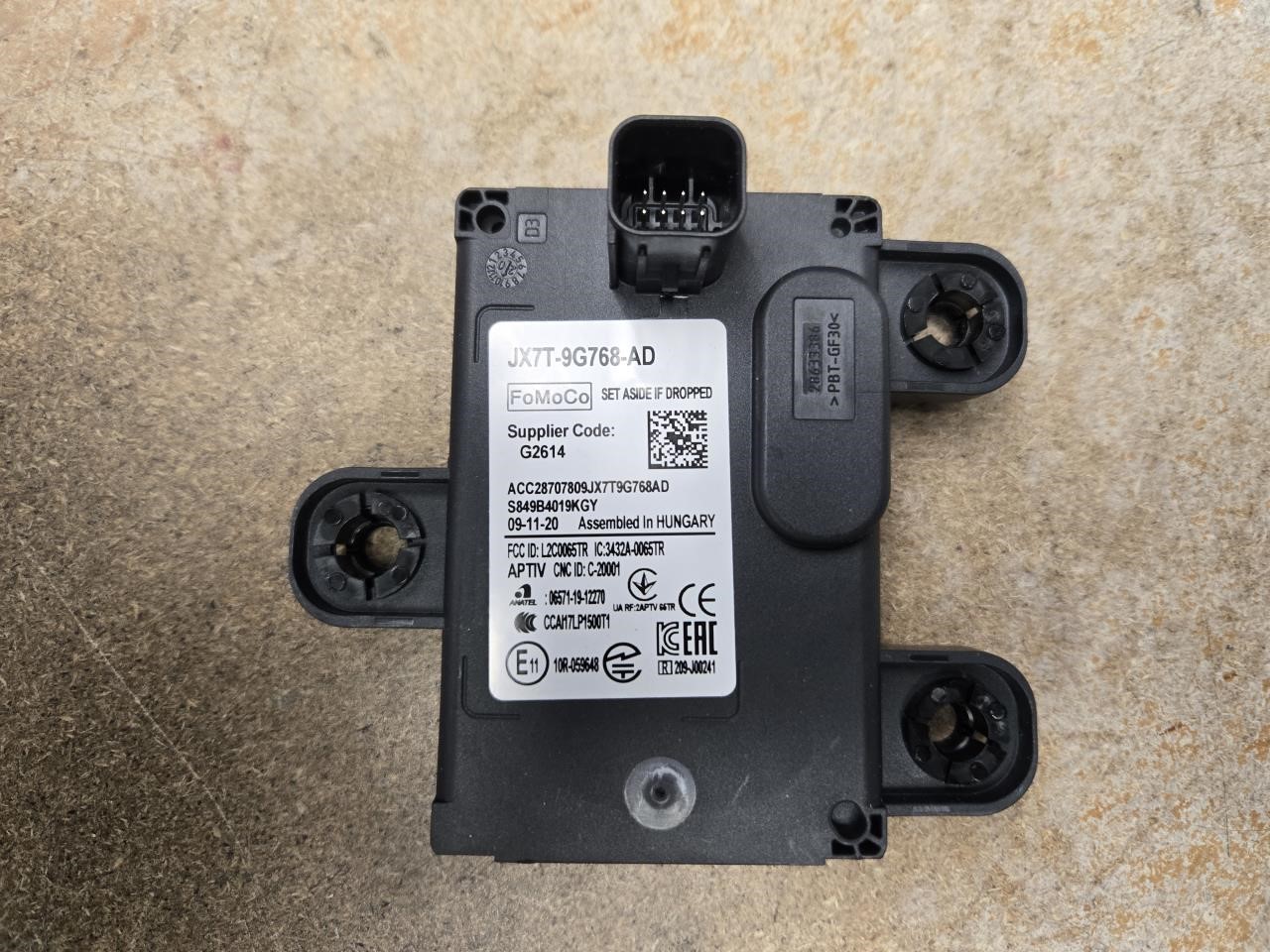 FORD EDGE 2019-2020 radar unit, front, (LH lower bumper mounted) Camera Projector