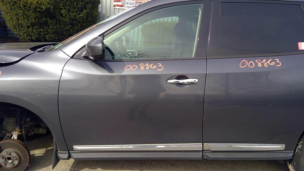 2014 NISSAN PATHFINDER  15 (electric) W/chrome Lower Moulding (SL And Platinum) L. Door Assembly Front