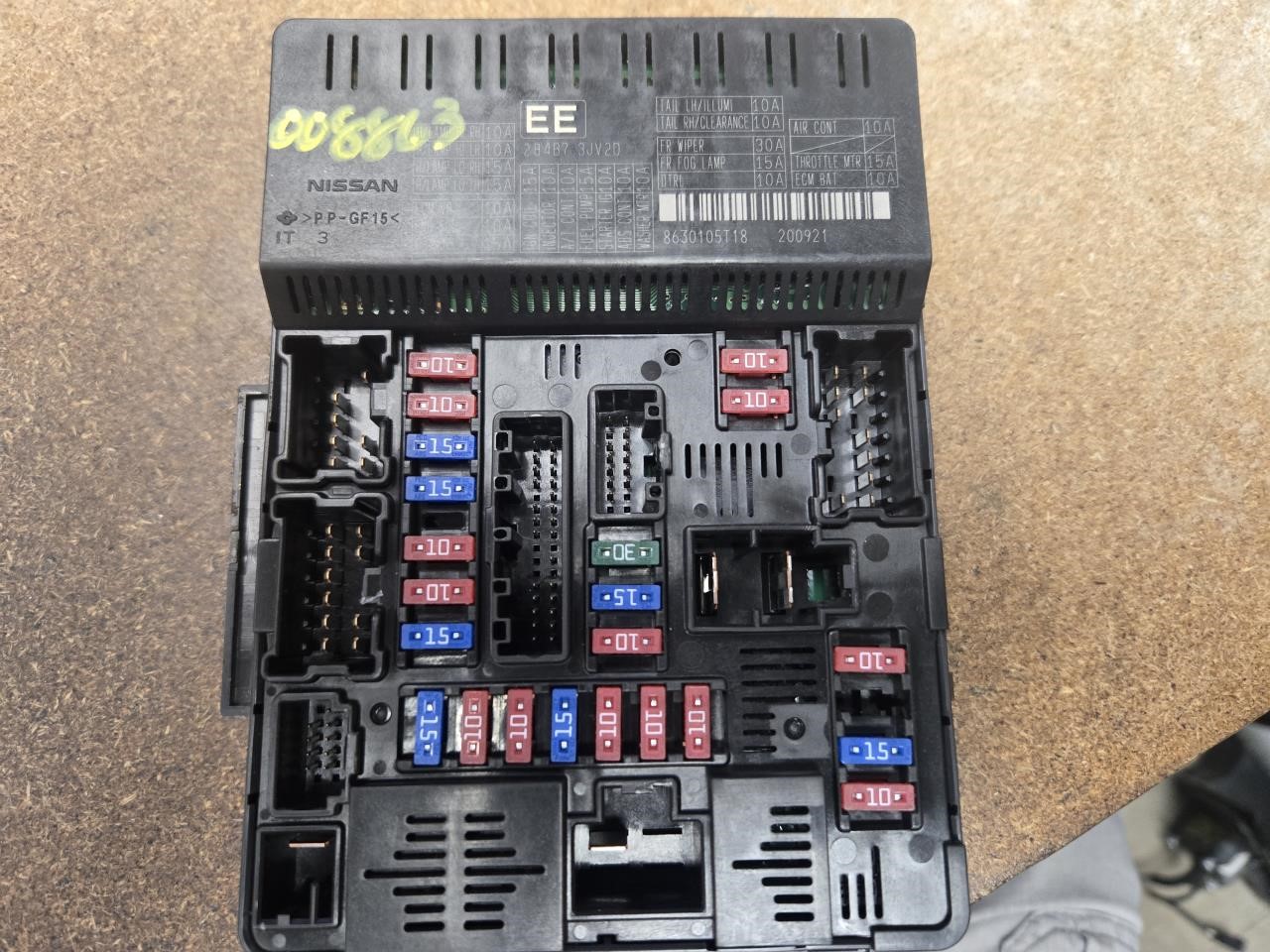 2014 NISSAN PATHFINDER  13-20 Power Supply; (engine Compartment Power) Chassis Control Module
