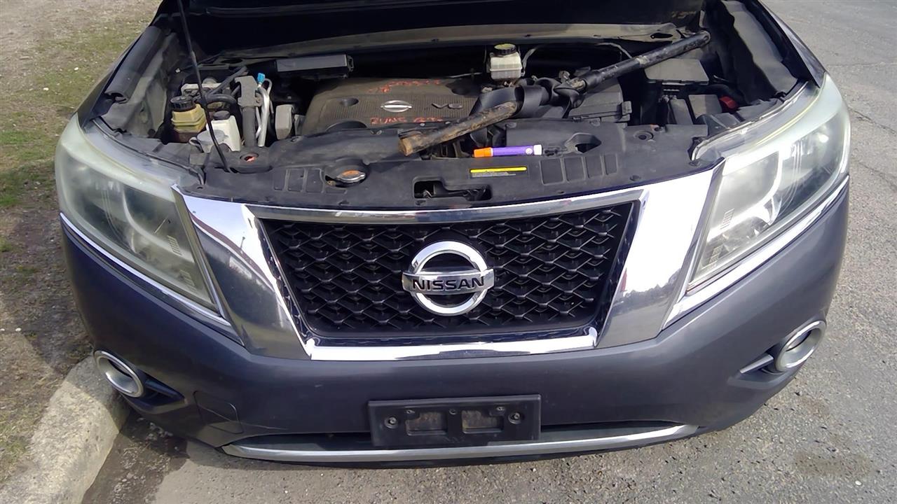 NISSAN PATHFINDER 2016 w/surround view (Around View monitor system), (3.5L) Grille
