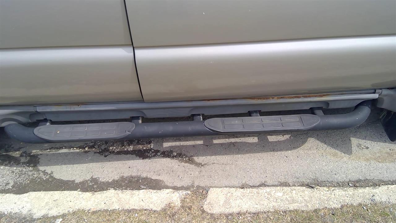 2004 CHEVROLET TAHOE Running Board