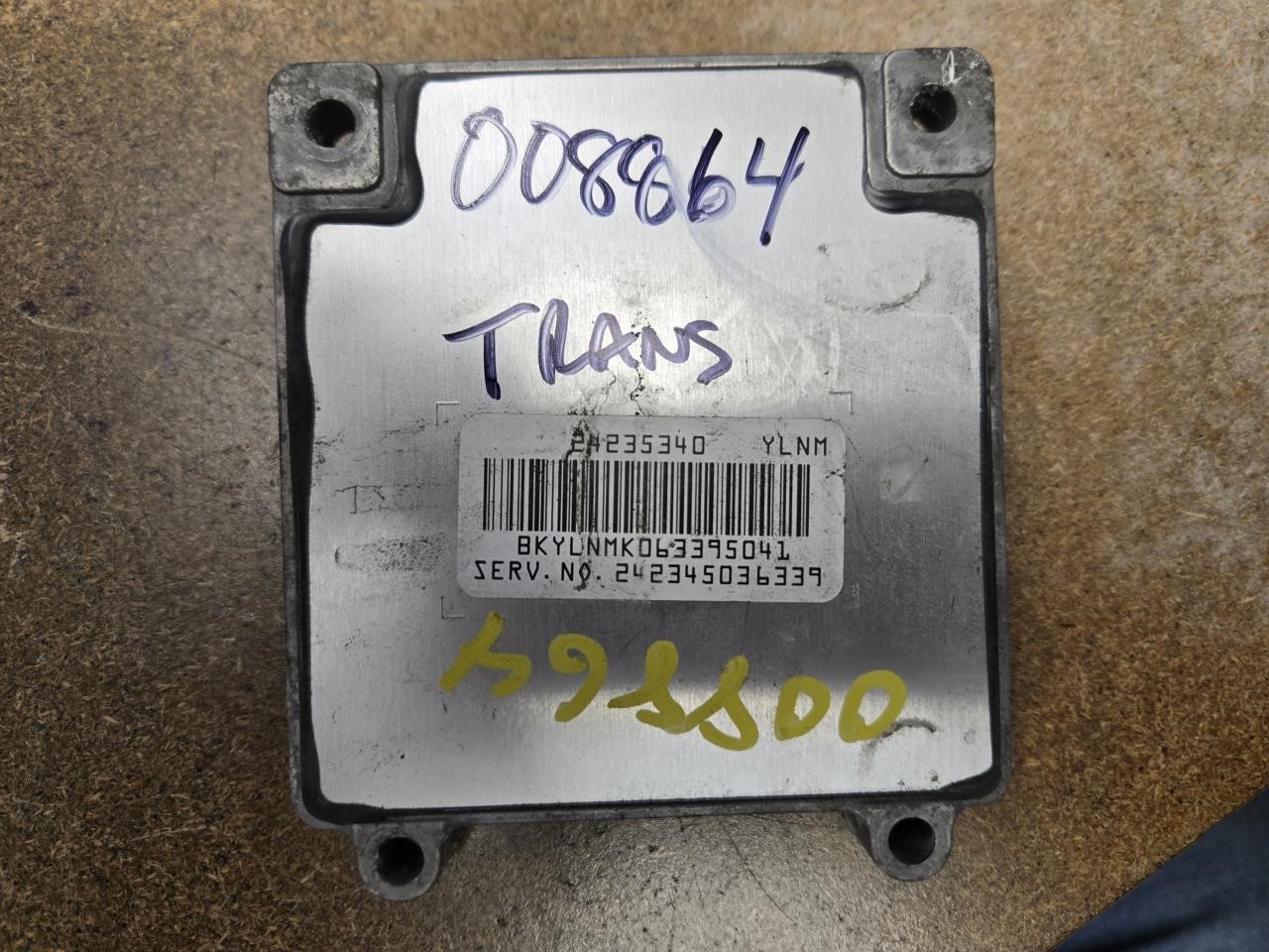SATURN VUE 2010 Transmission Chassis Control Module