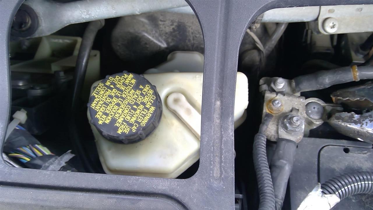 2013 LAND ROVER EVOQUE  12-15 Brake Master Cylinder