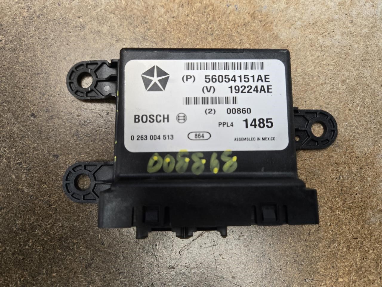 2015 CHRYSLER CHRYSLER (RWD) Chassis Control Module