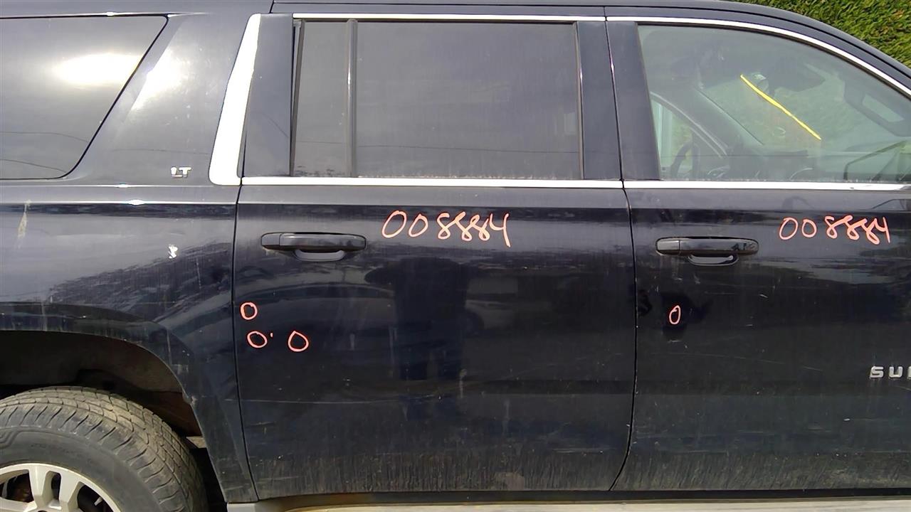 2015 CHEVROLET SUBURBAN 1500  17-20 Privacy Tint (opt AKO) R. Door Assembly Rear Side
