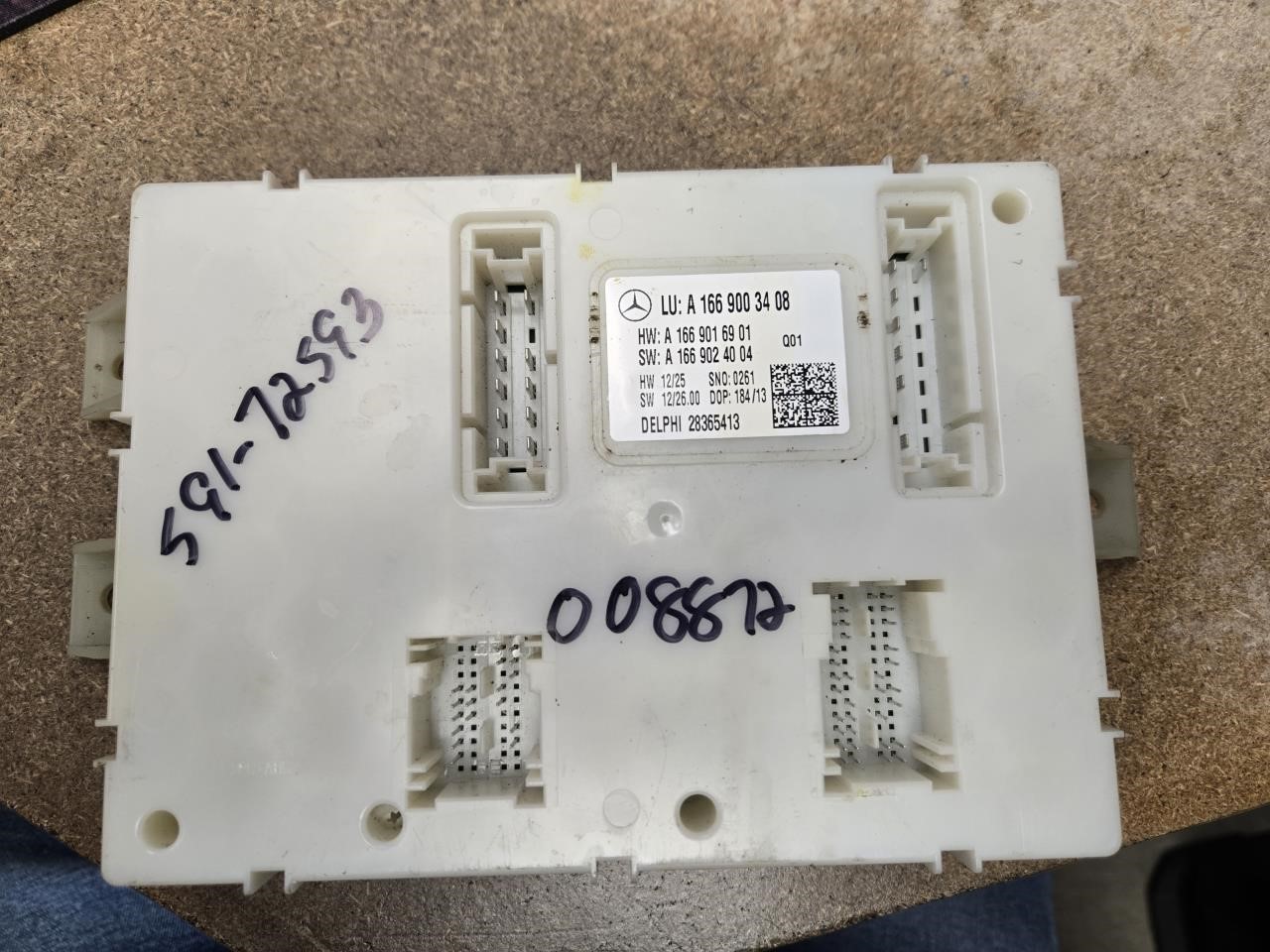 2014 MERCEDES-BENZ MERCEDES GL-CLASS  14 166 Type Lamp; GL63 RH Side Dash ID 1669003408 Chassis Control Module