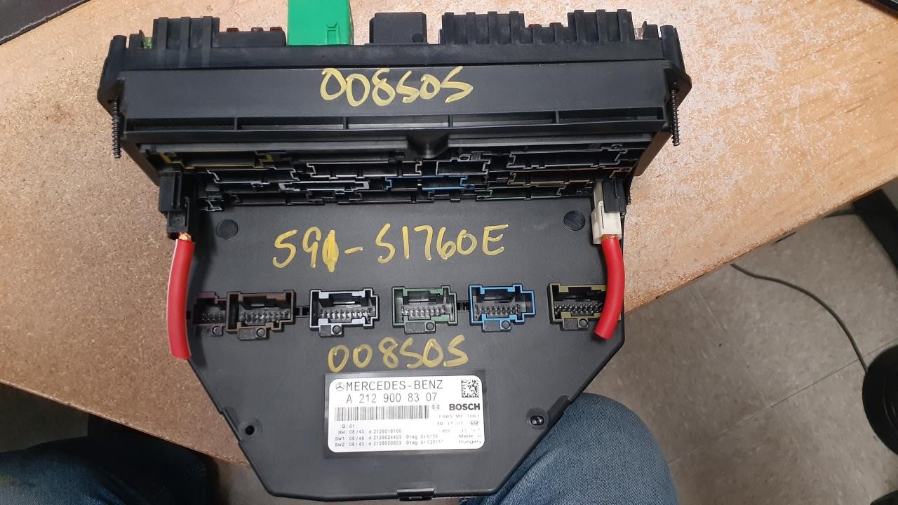 2011 FORD FORD E350 VAN Chassis Control Module
