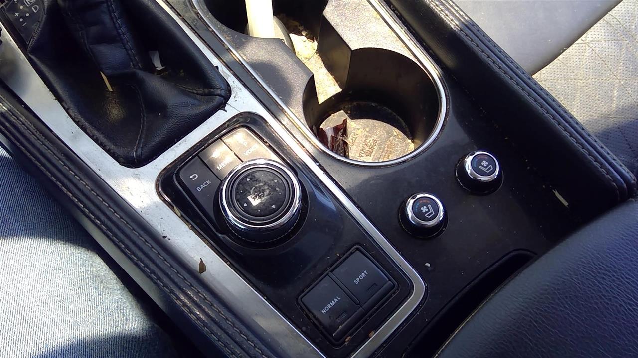 2017 DATSUN 810/MAXIMA Dash Interior Seat Switch