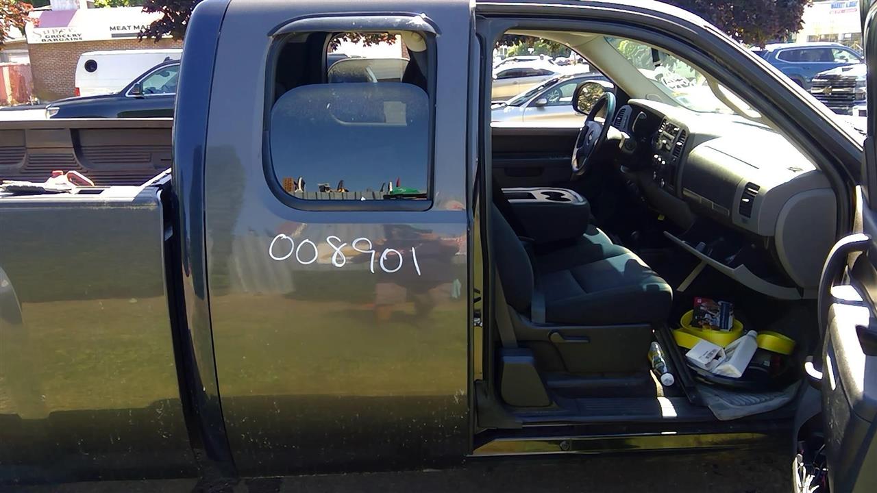 GMC SIERRA 3500 PICKUP 2007 new style (smooth door skin), Extended Cab, R., w/privacy tint glass, electric Door Assembly Rear Side