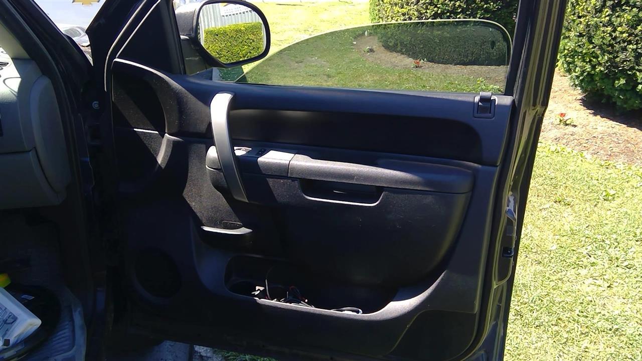 2010 CHEVROLET SILVERADO 1500 PICKUP Trim Panel Front Door