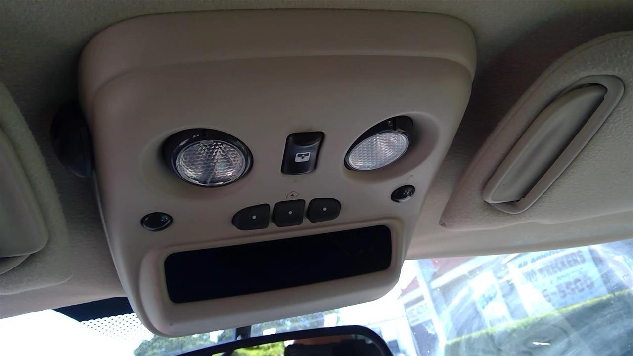 2004 CHEVROLET AVALANCHE 1500  03-06 Roof W/communication Center (opt UE1) Console Front