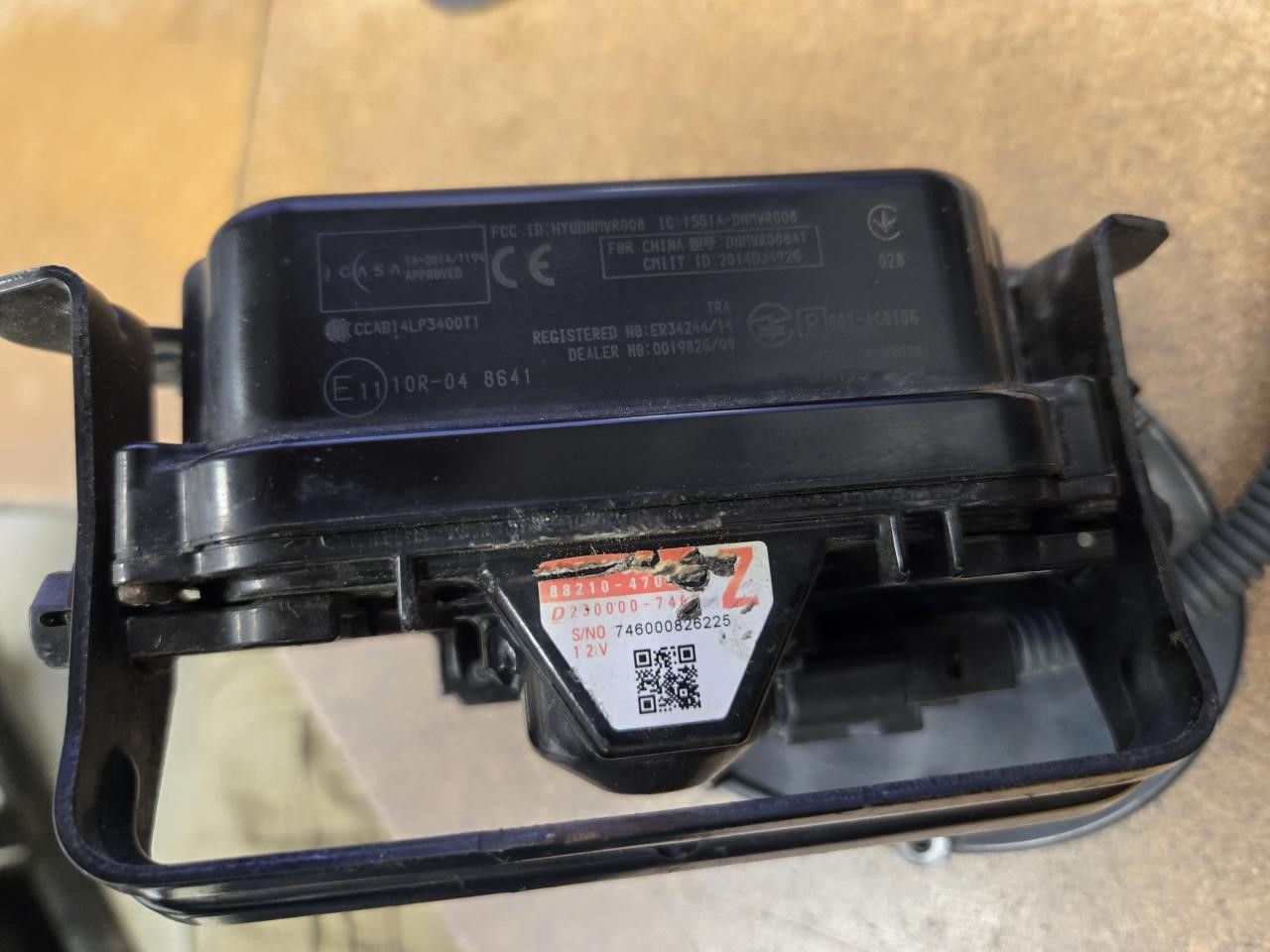 TOYOTA PRIUS 2019 radar unit, pre-crash system (mounted behind grille), Prius Prime (VIN FP, 7th and 8th digit) Camera Projector