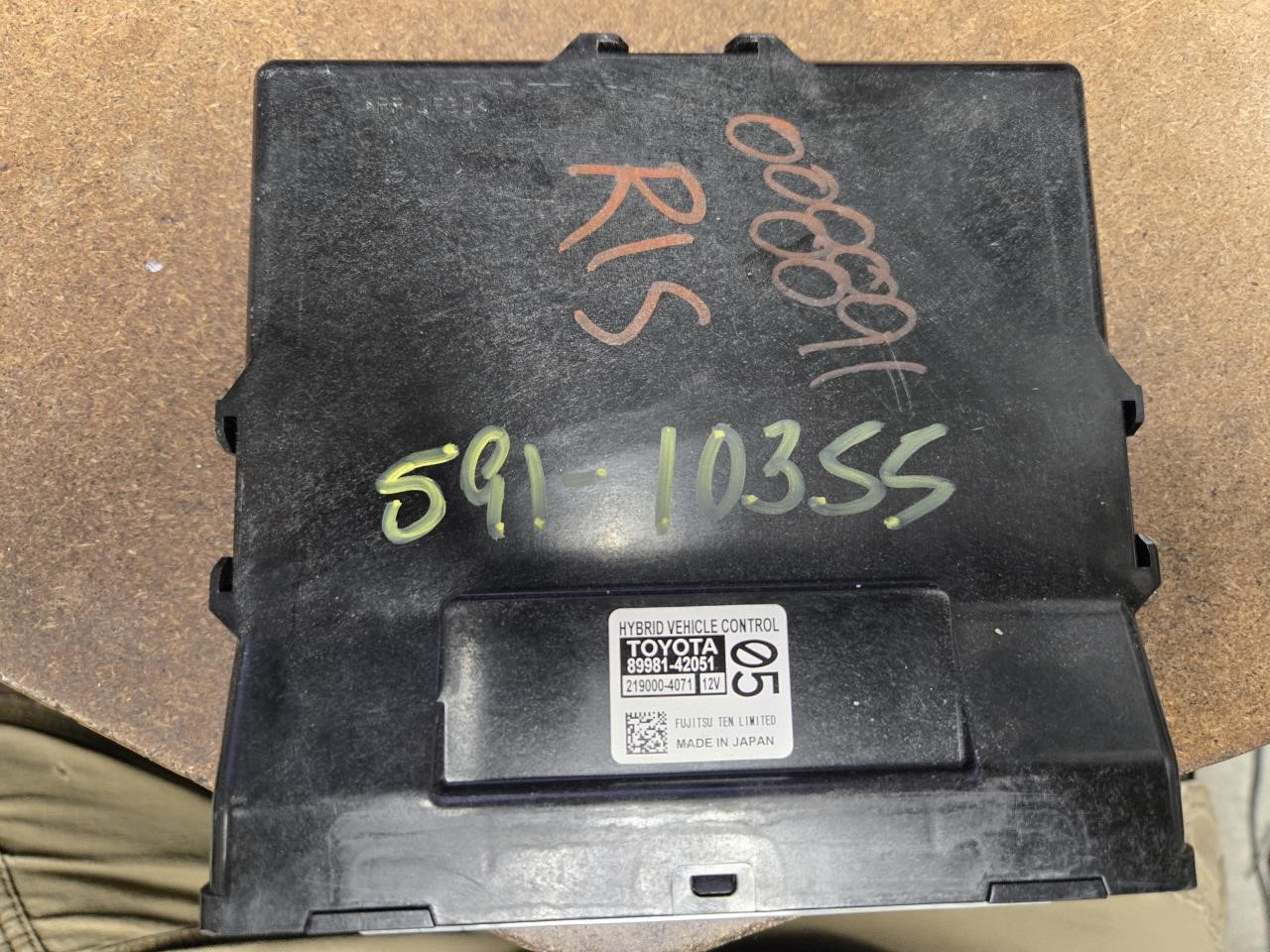 TOYOTA RAV4 2017-2018 Hybrid-Electric (VIN J, 5th digit, RH dash) Chassis Control Module