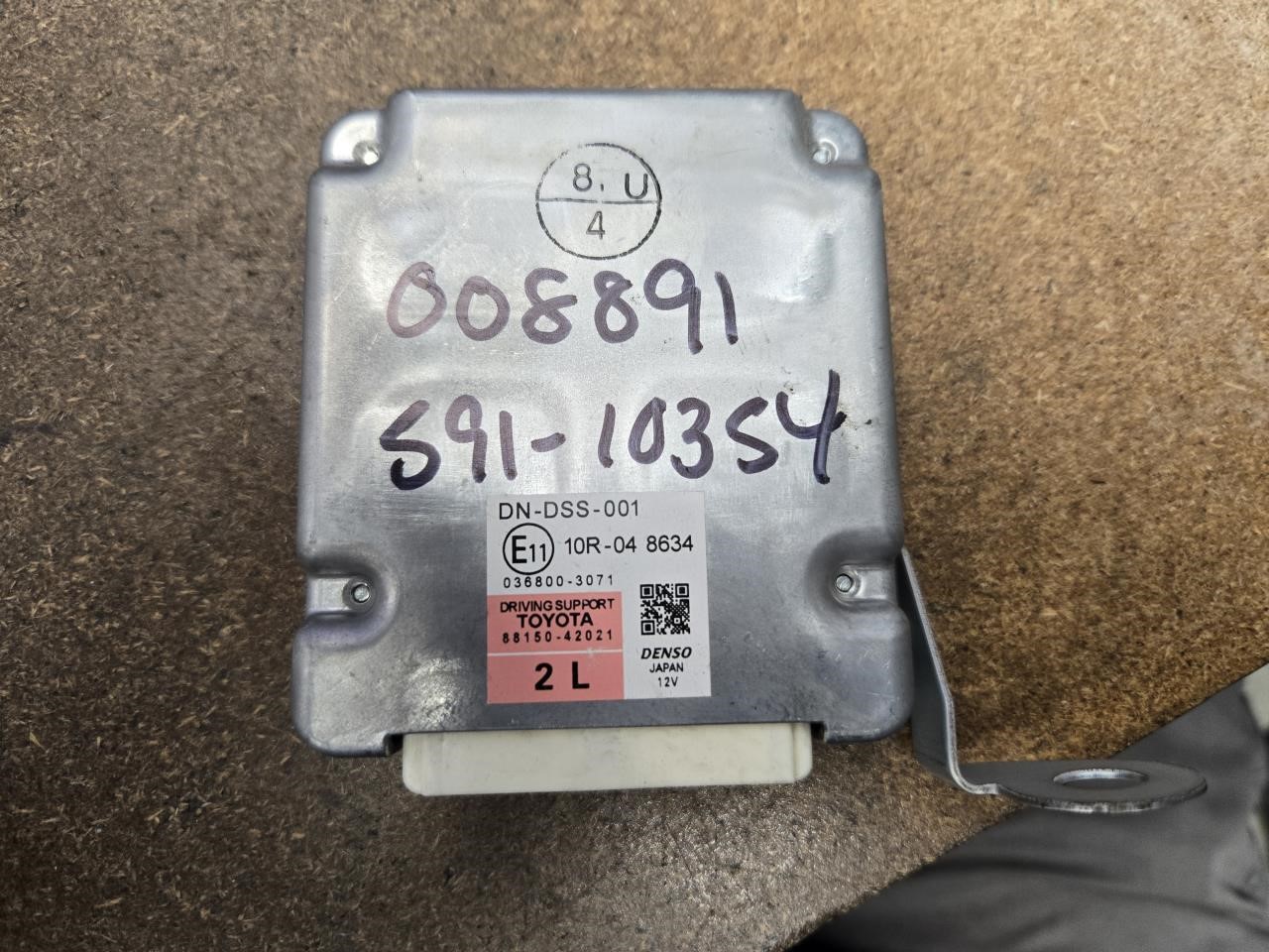 TOYOTA RAV4 2017-2018 Driver Assist pre-crash system (center console mounted), ID 88150-42021 Chassis Control Module