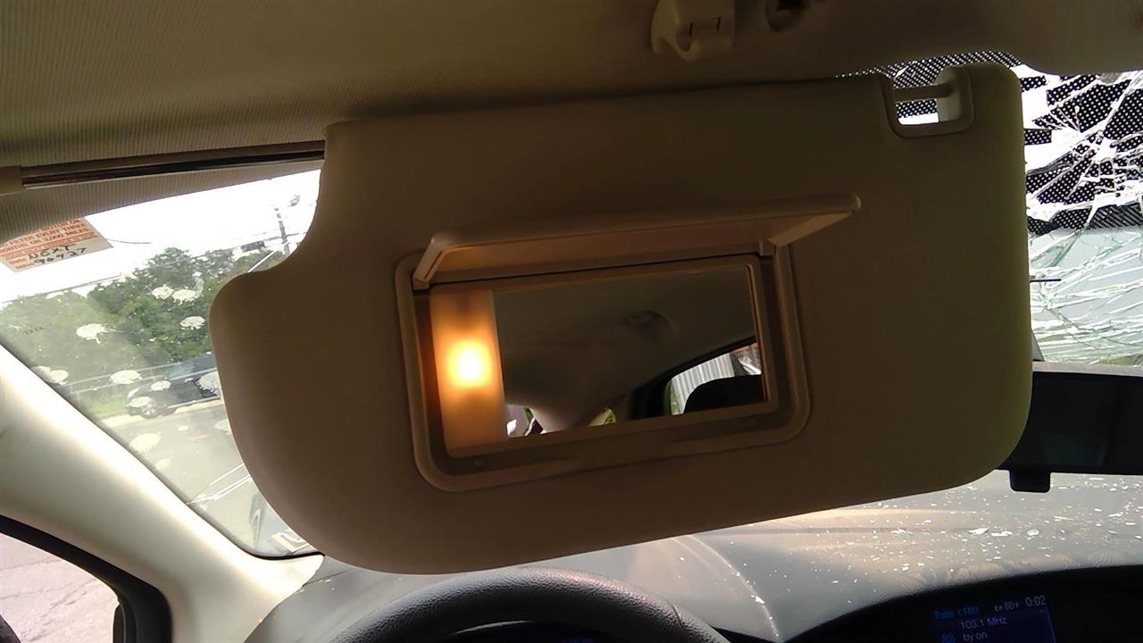 FORD FOCUS 2014 gasoline models, SE, w/illumination, L. Sun Visor