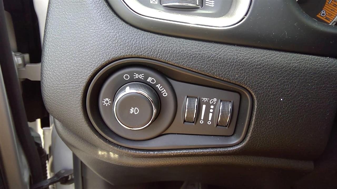 2020 JEEP RENEGADE Dash Interior Seat Switch