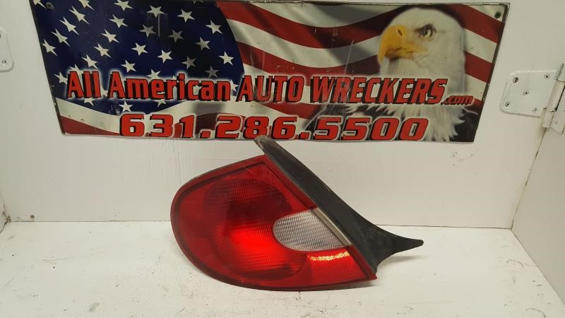 2000 DODGE NEON  00-02 L. Taillight